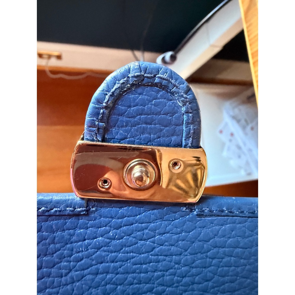 Gucci Interlocking G Continental Wallet Blue Pebbled Calfskin Gold Hardware - Picture 12 of 14